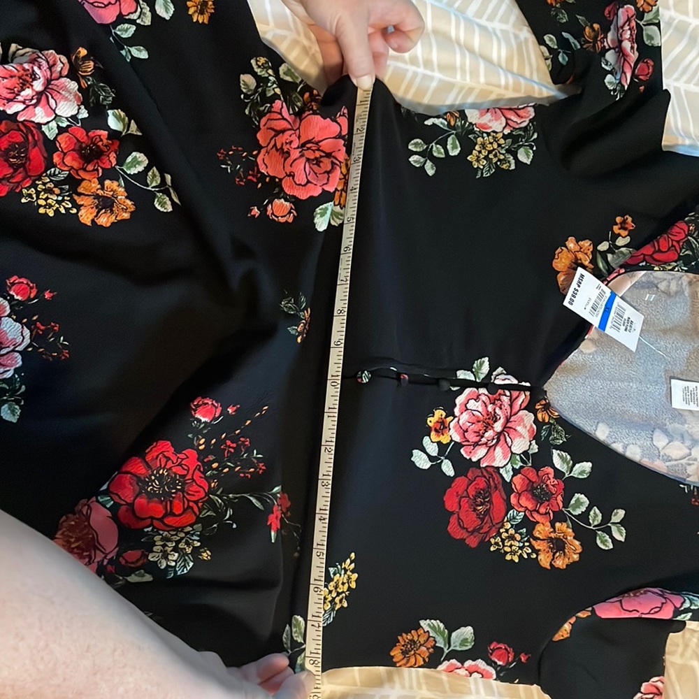 💐 Flower Fit & Flare Dress - Picture 8 of 8